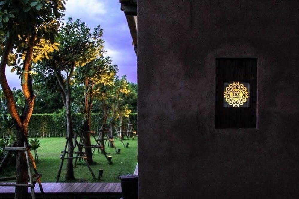 The Glory River Kwai Hotel Kanchanaburi Exterior photo