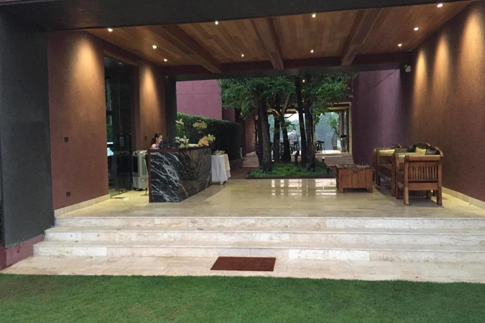 The Glory River Kwai Hotel Kanchanaburi Exterior photo